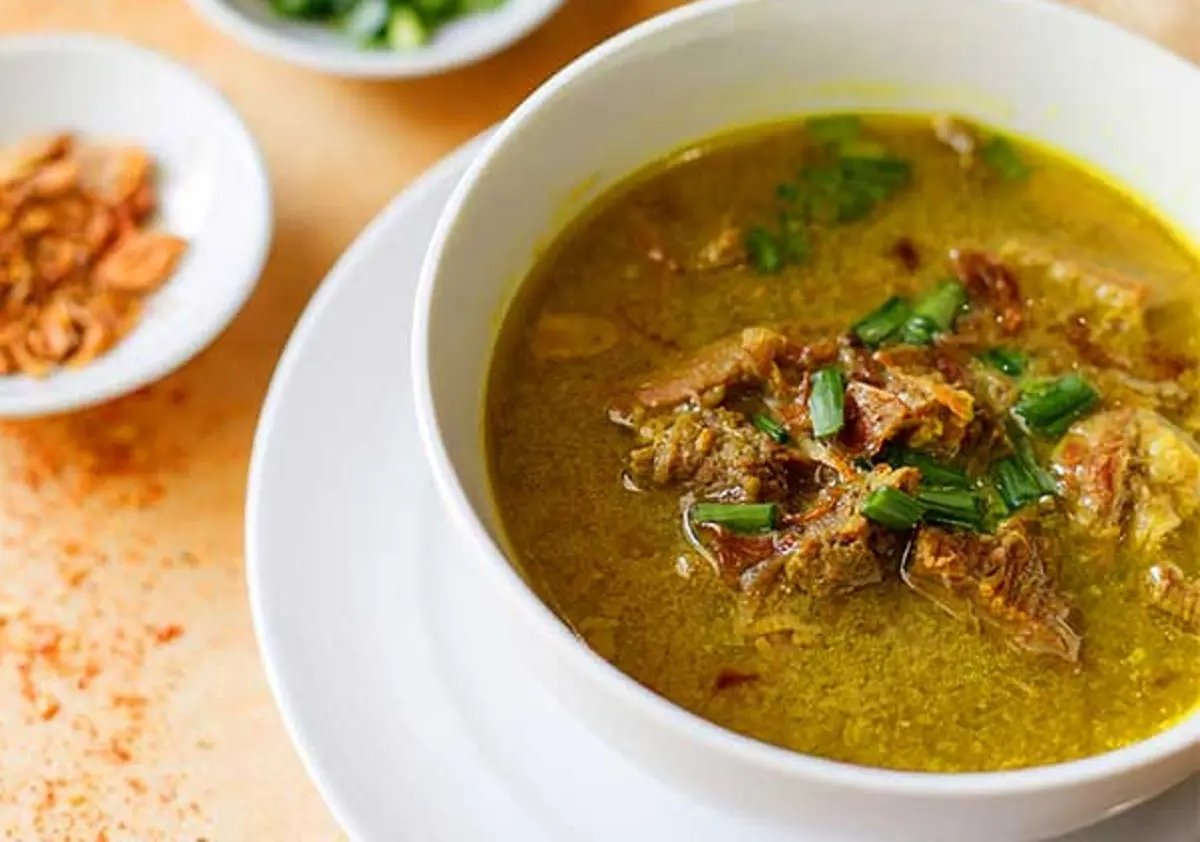 rumah makan empal gentong di cirebon