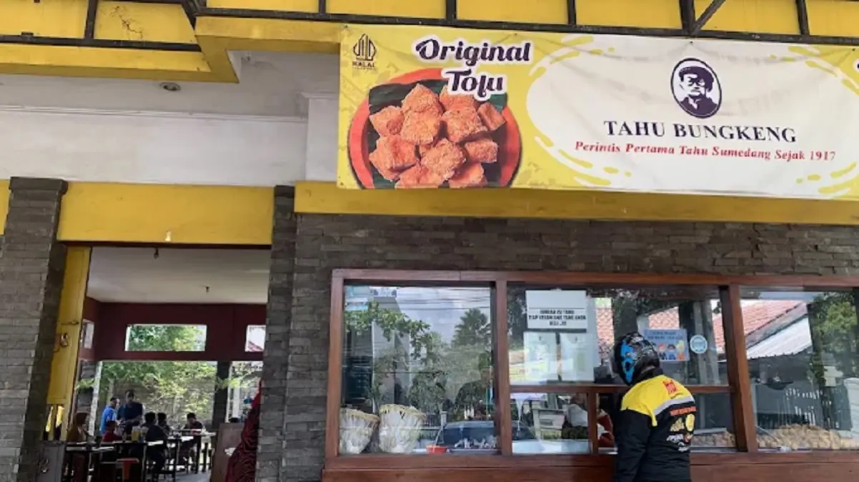rumah makan tahu sumedang
