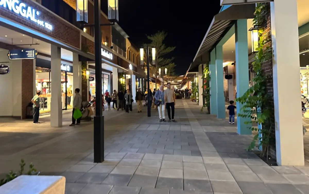 mall di karawang timur