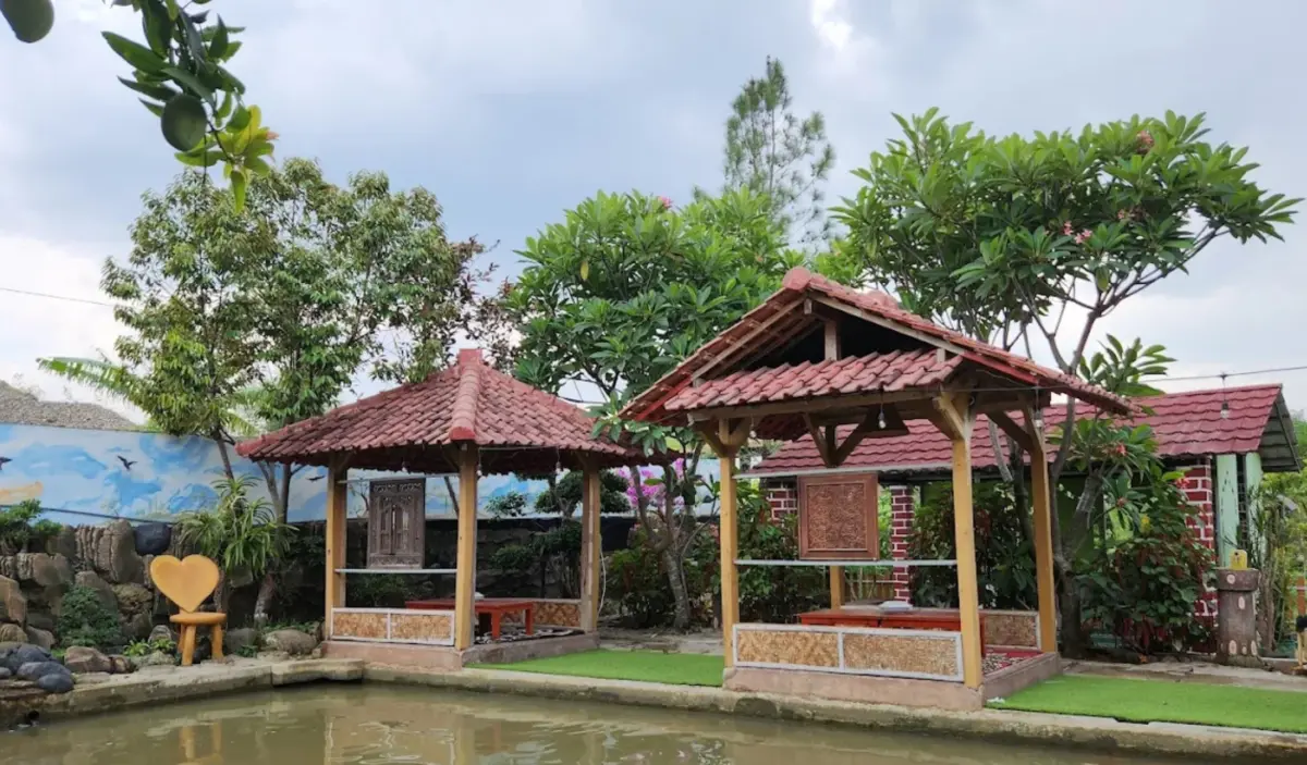 rumah makan lesehan di majalengka