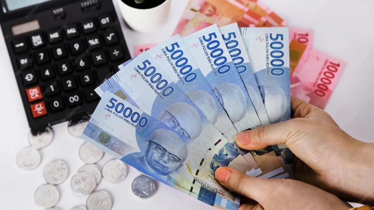 Ilustrasi menghitung uang gaji