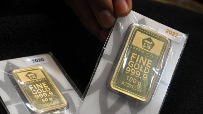Meskipun harga emas sempat naik dan turun, secara keseluruhan, harganya naik Rp 34.000 per gram pada pekan ini, menunjukkan tren positif. Foto: Kompas.tv - mimbarjumat.com