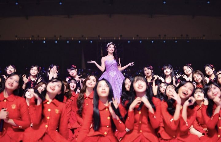 Di era baru ini, setelah audisi yang panjang, JKT48 akhirnya mengumumkan member resminya ke publik. Foto: Metro TV - mimbarjumat.com