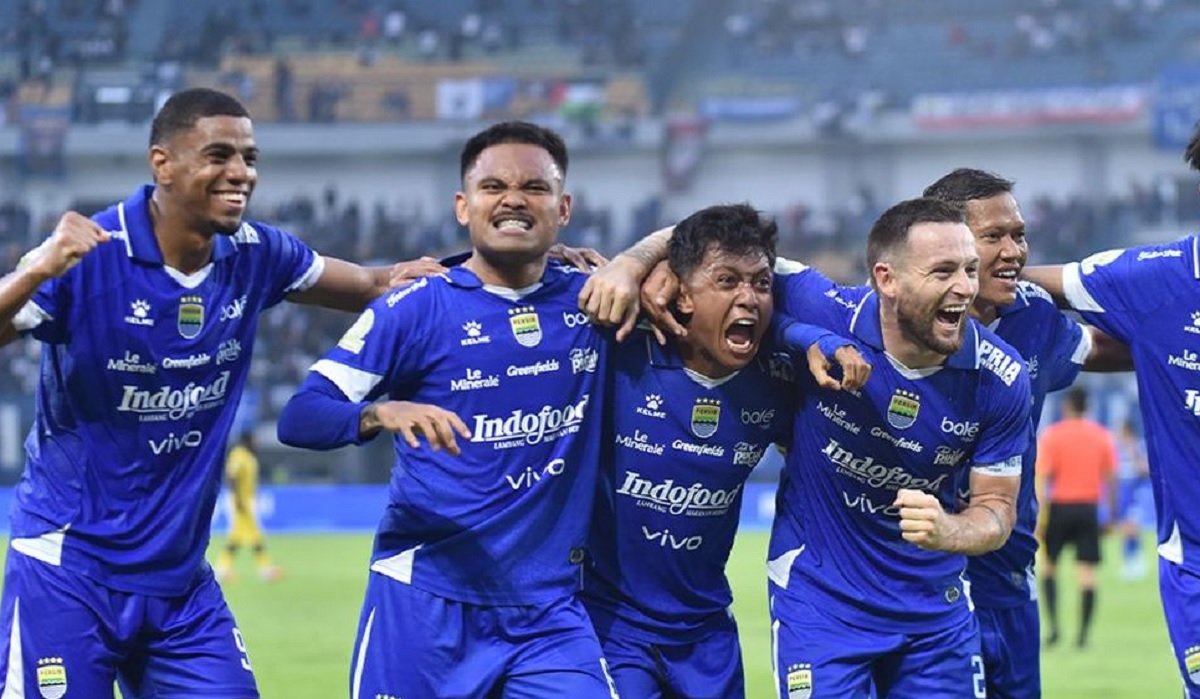 Jadwal siaran langsung pertandingan pekan ke-22 Super League antara Persib. Foto: bola.okezone.com - mimbarjumat.com
