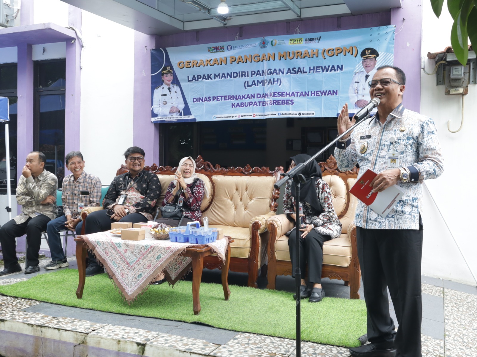 Jelang Ramadhan, Pemkab Brebes Stabilkan Harga Pangan melalui Pasar Murah.*mimbarjumat.com/ist