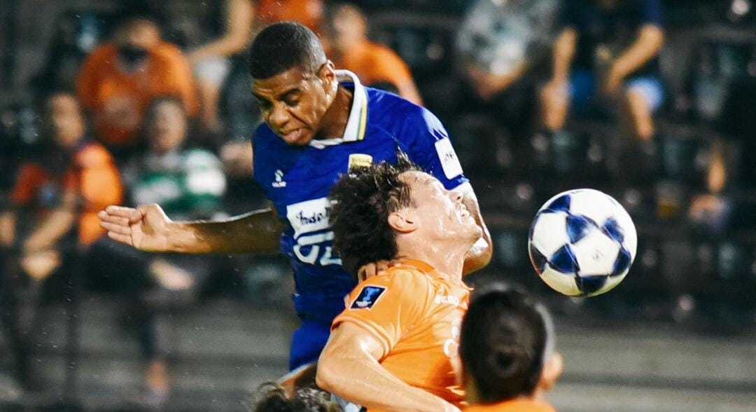 Persib Bandung Siap Lakukan "Remontada" di GBLA Hadapi Ratchaburi FC.*mimbarjumat.com/ist