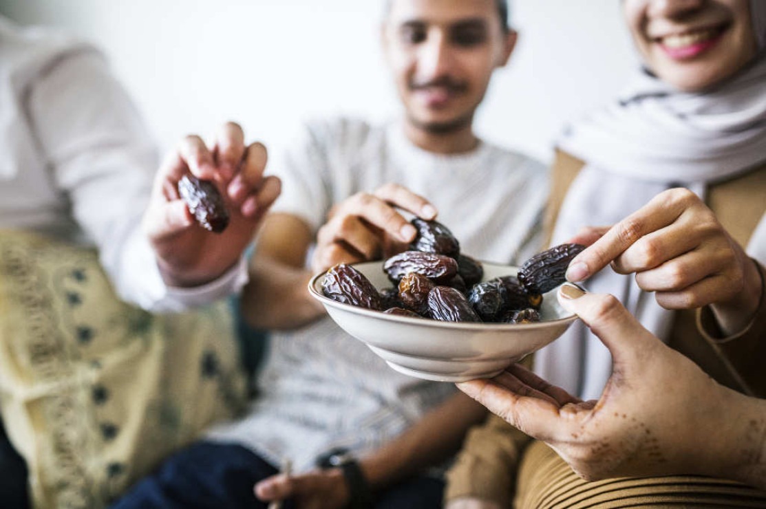 5 Manfaat Kurma untuk Tubuh Selama Puasa Ramadhan. Foto: Istimewa - mimbarjumat.com