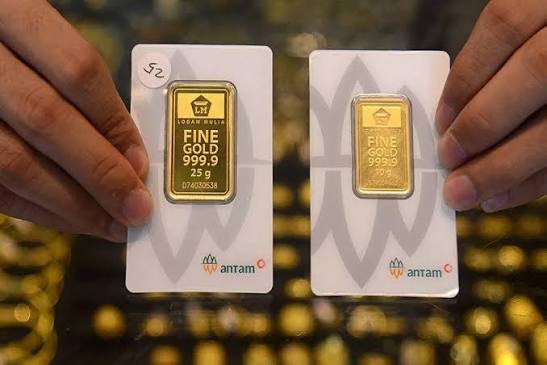 Harga Emas Antam Turun Rp 43.000 Hari Ini, Buyback Ikut Terkoreksi.*mimbarjumat.com/ist
