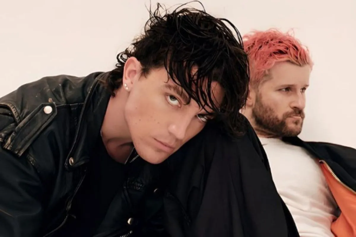 Makna Lagu “’Cause You Have To” dari LANY. Foto: Istimewa - mimbarjumat.com