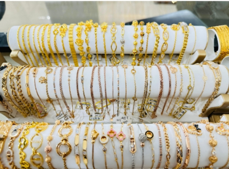 Harga emas perhiasan hari ini 1 Januari 2026